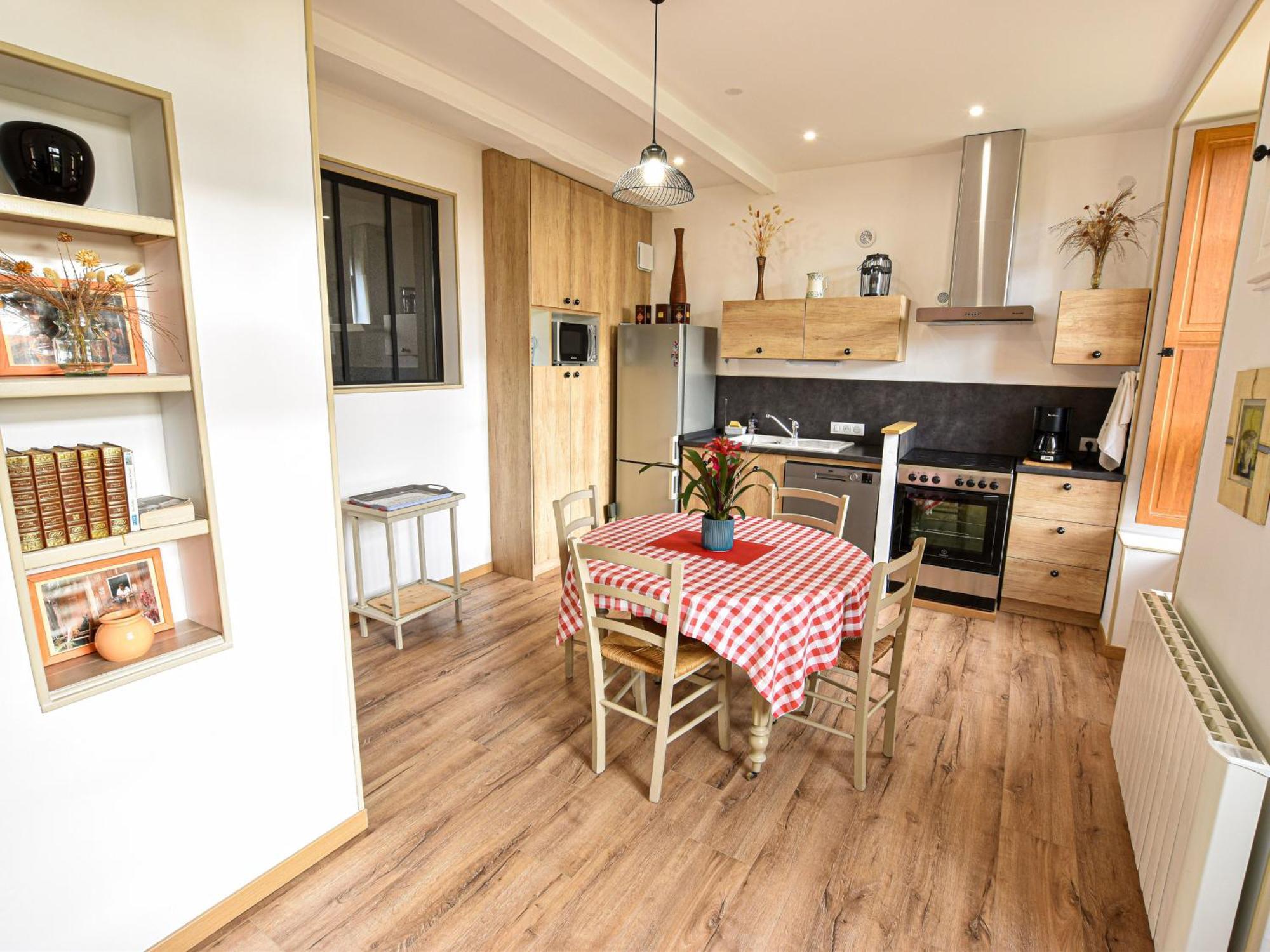 Gite Restaure 6 Pers. Au Bord De La Riviere, Proche Centre, Parking Et Wifi - Fr-1-410-380 Сабле-сюр-Сарт Екстер'єр фото
